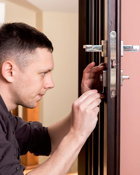 : Professional Locksmith For Commercial And Residential Locksmith Services in Signal Hill, CA
