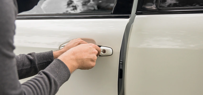Unlock Car Door Service in Signal Hill, CA